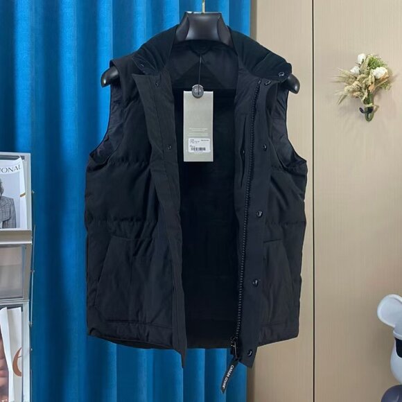 Canada Goose Men's Black Down Vest - Picture 8 of 10